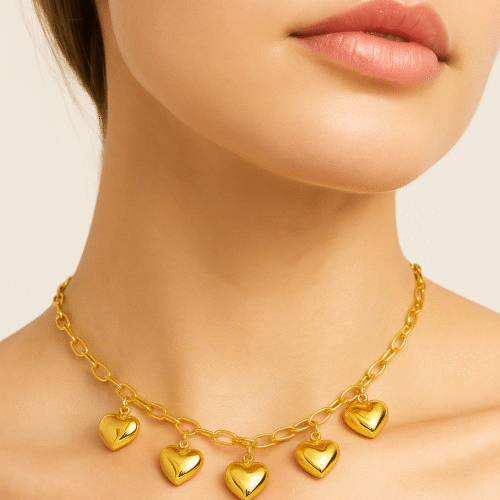 20250615 0341 Gold Heart Bracelet remix 01jxr7wbn5f9avrfpzaxax387d