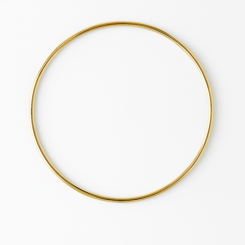 Luxe Golden Thin Bangle