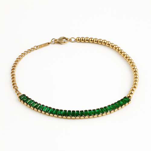 Emerald Glow Beaded Bracelet